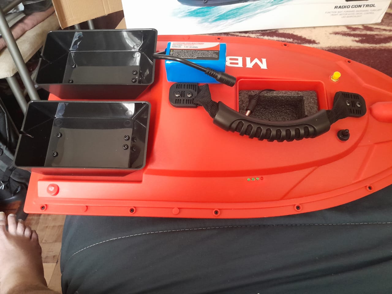 Bait boats,red
