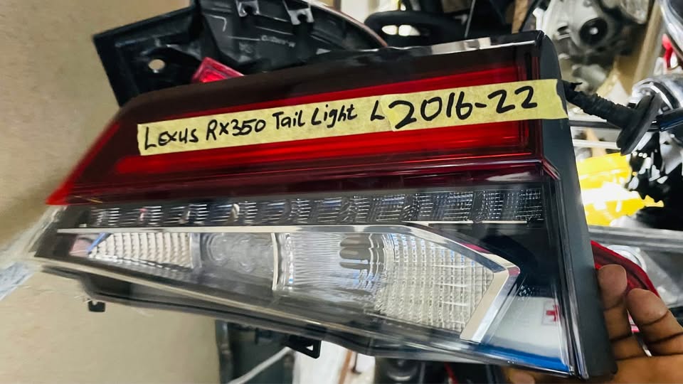 Lexus RX350 taillight 2016/22 - Private Seller