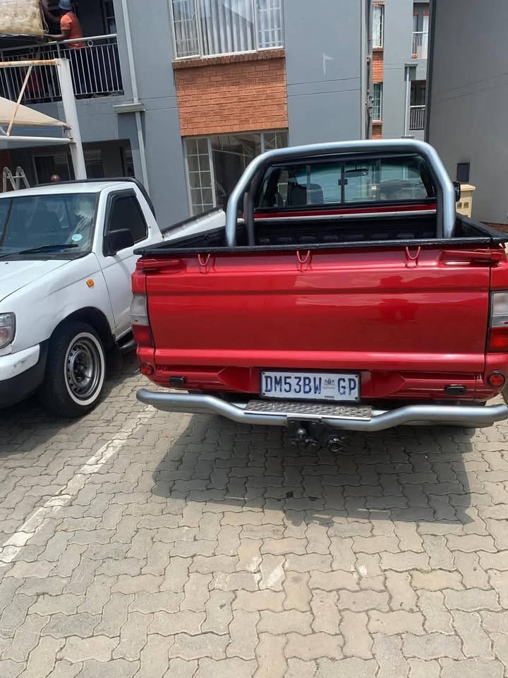 2008 Mitsubishi Diesel Bakkie for sale