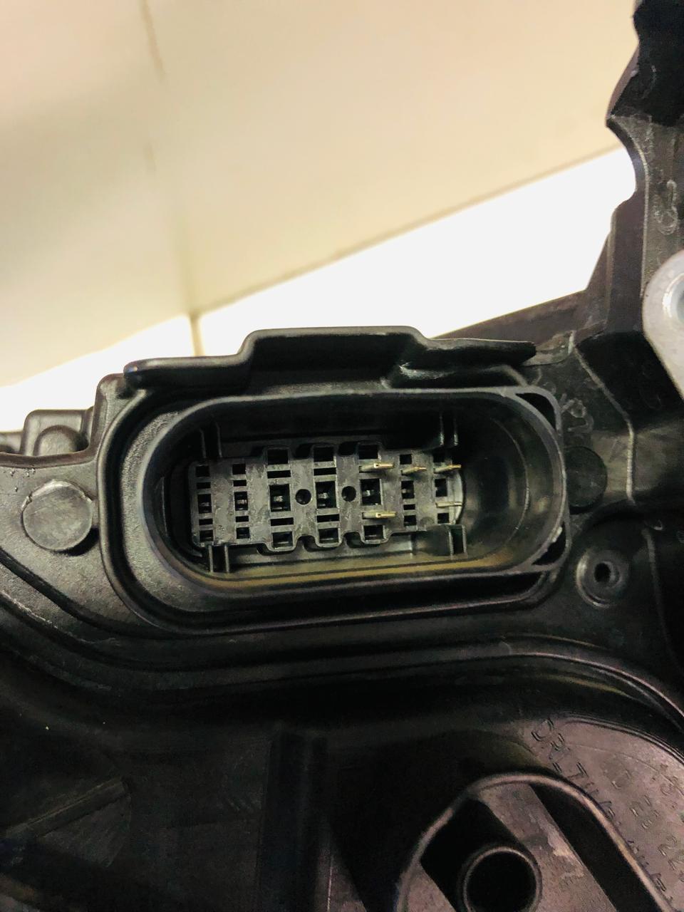 VW Golf 8 TSI (IQ light) right side xenon headlight - Private Seller VW Golf 8 TSI (IQ light) right side xenon headlight - Private Seller