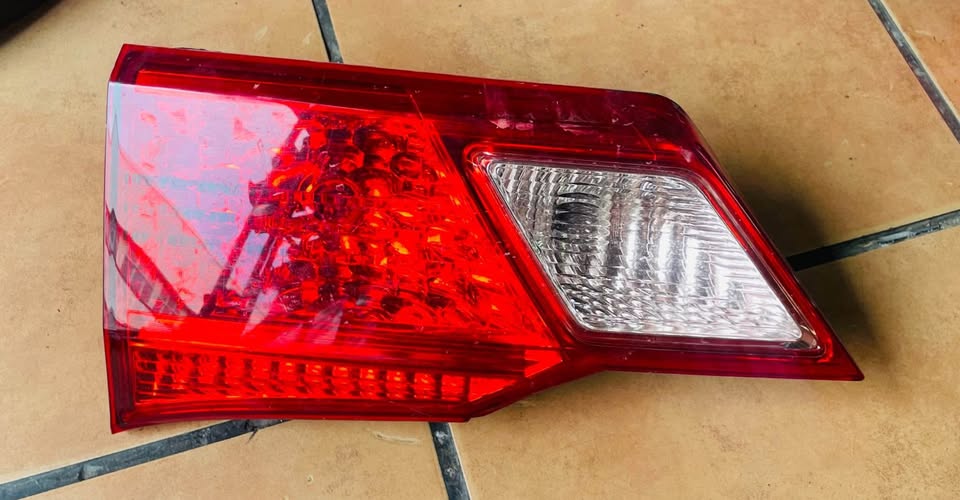 Honda Civic Sedan taillight 2012 - Private Seller