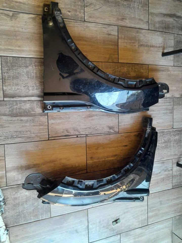 Range Rover Evoque Fenders - Private Seller