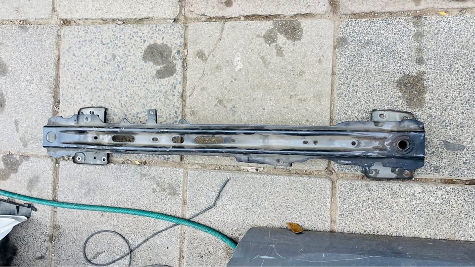 Suzuki Swift stiffener - Private Seller Suzuki Swift stiffener - Private Seller
