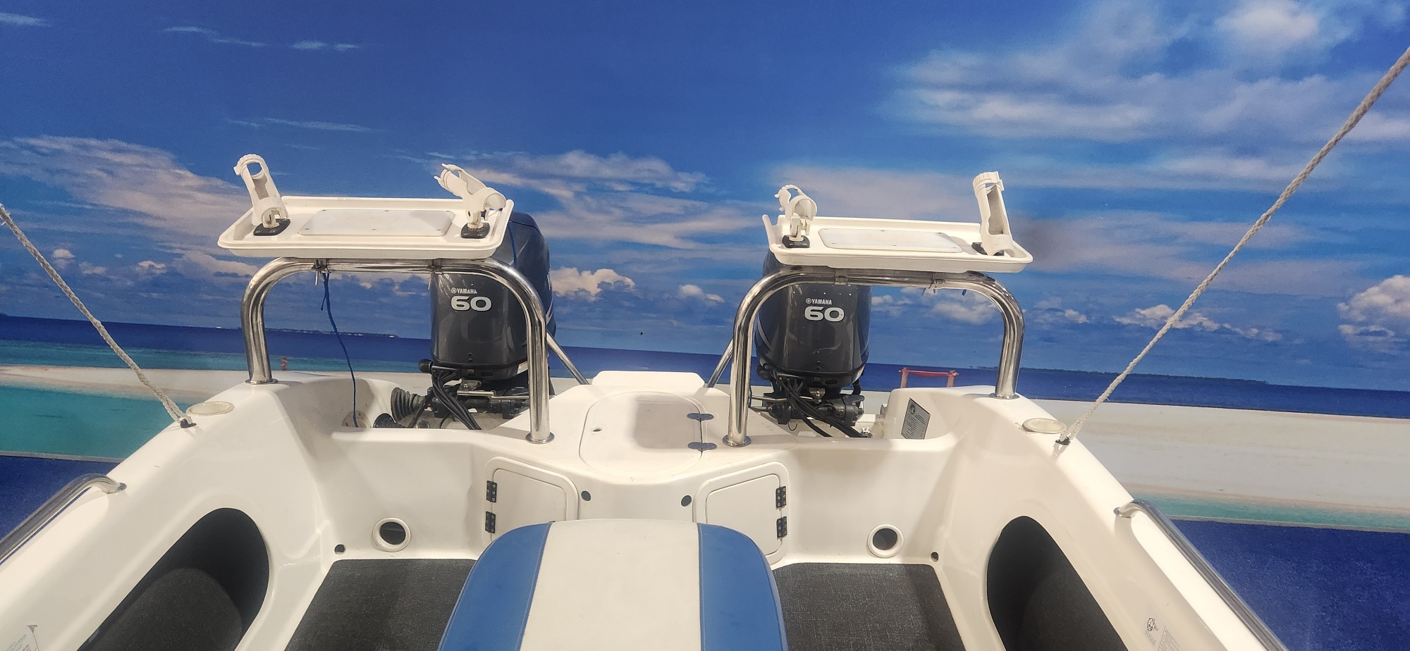 SEACAT 16 FT ON TRAILER 2 X 60 HP YAMAHA 4 STROKES 2009 MODELS  405 /432 HOURS F