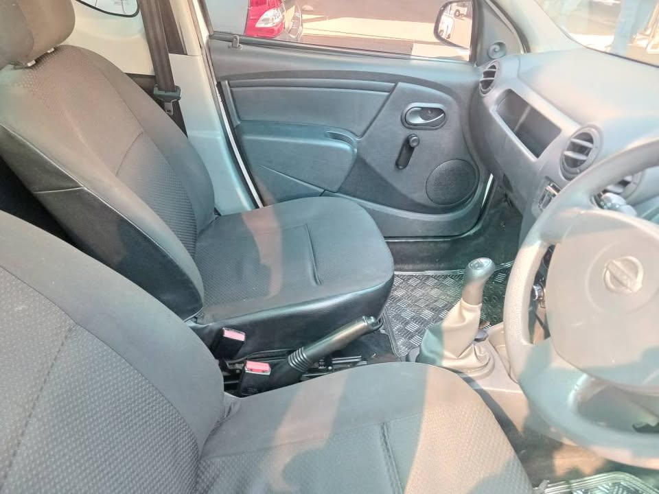 2016 NISSAN NP200 1.6 BAKKIE Transmission: Manual Mileage: 109000km Fueltype: Petrol White