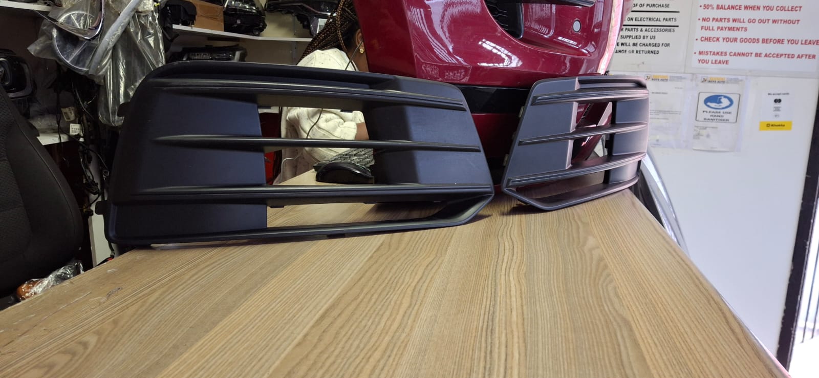 2018 AUDI Q5 FOGLIGHT COVER LEFT AND RIGHT FOR SALE IN GOOD CONDITION - Private Seller