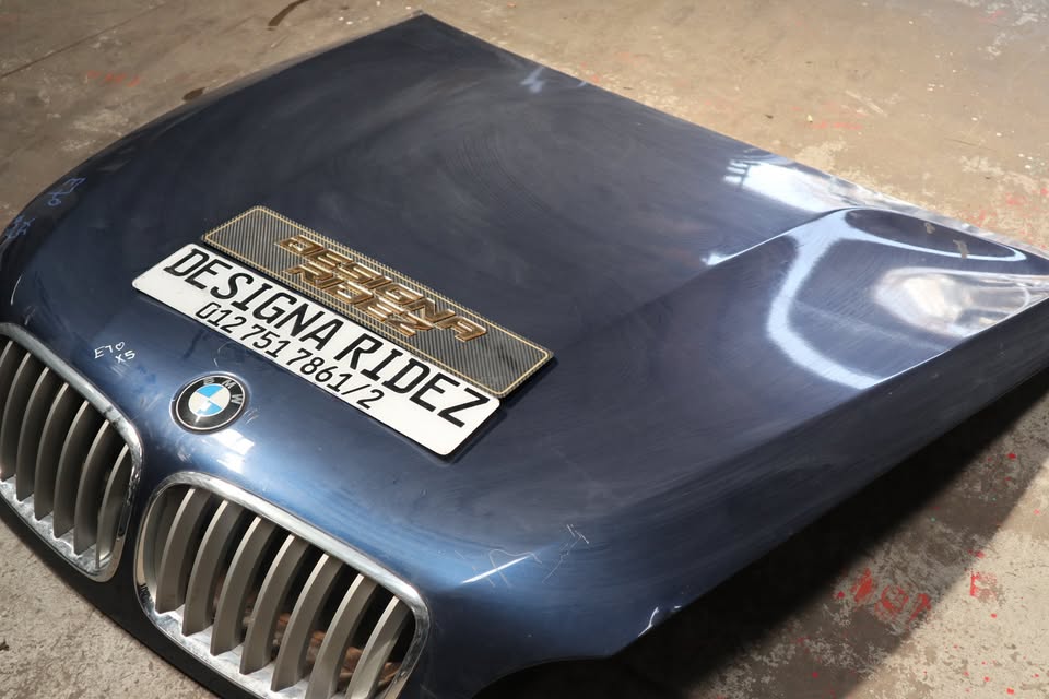 BMW E70 X5 F/L BONNET - Private Seller BMW E70 X5 F/L BONNET - Private Seller