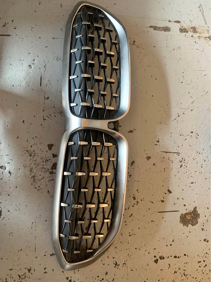 BMW G20 diamond grill