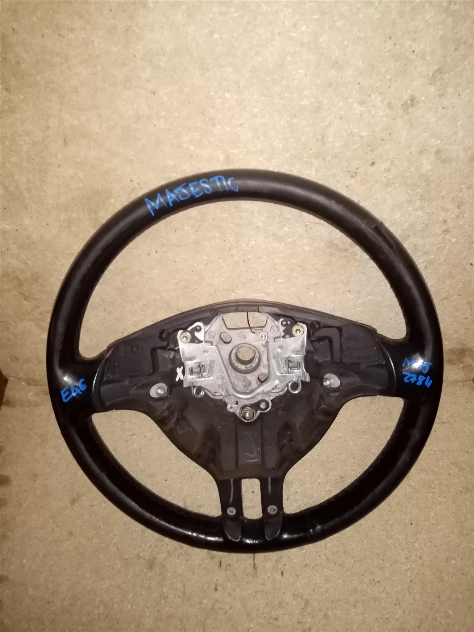Bmw 116i 1 series 1.6 petrol steering wheel for sale used