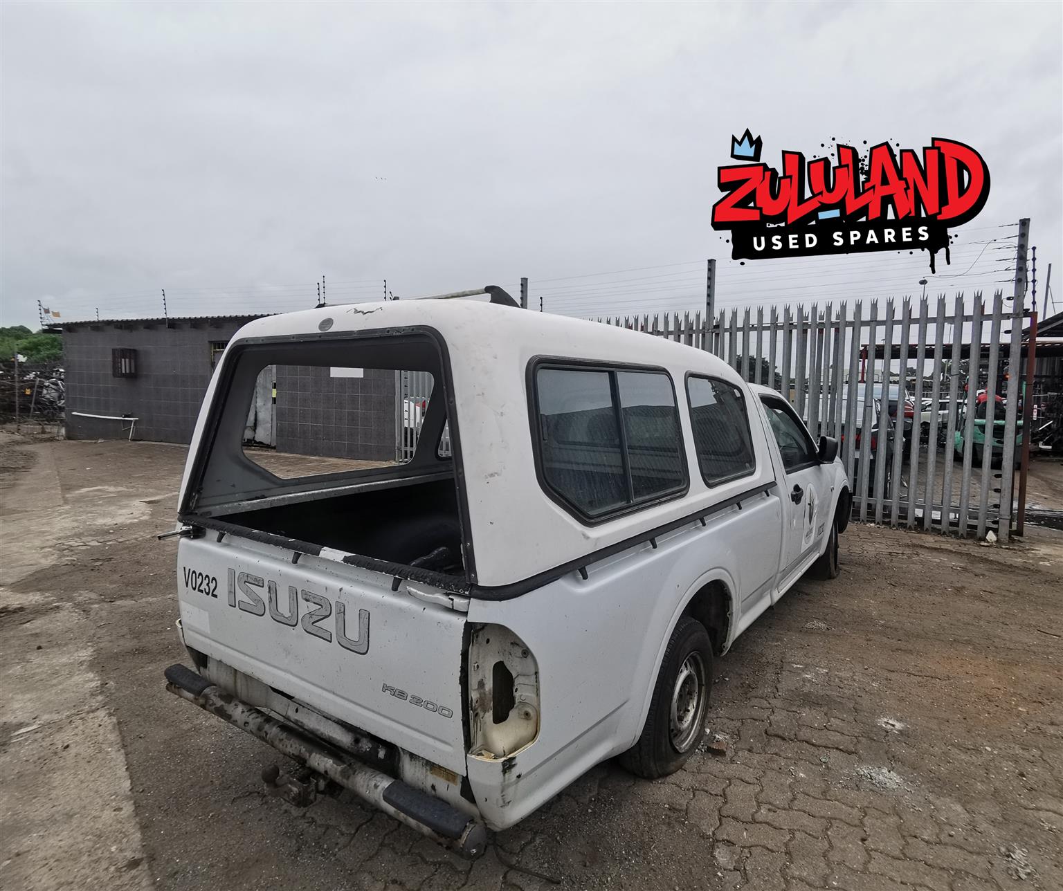 2005 Isuzu KB200 - Available for Spare Parts