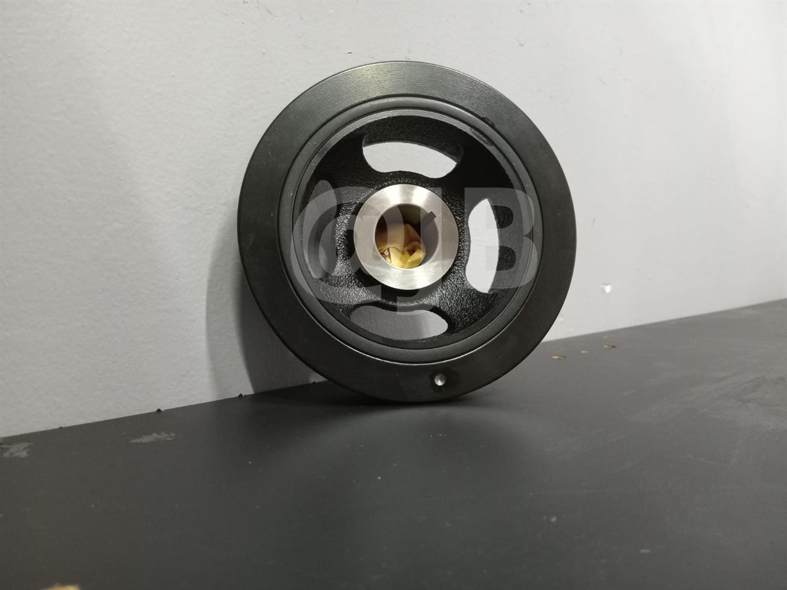 3.6 Crank Pulley - Jeep Grand Cherokee Wk2 - Private Seller 3.6 Crank Pulley - Jeep Grand Cherokee Wk2 - Private Seller