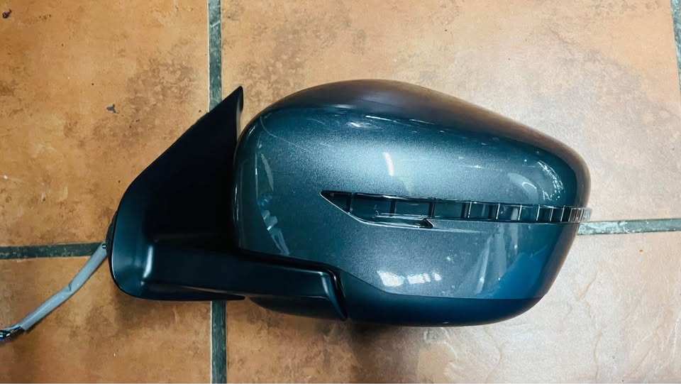 Nissan X-Trail side mirror 2019 - Private Seller