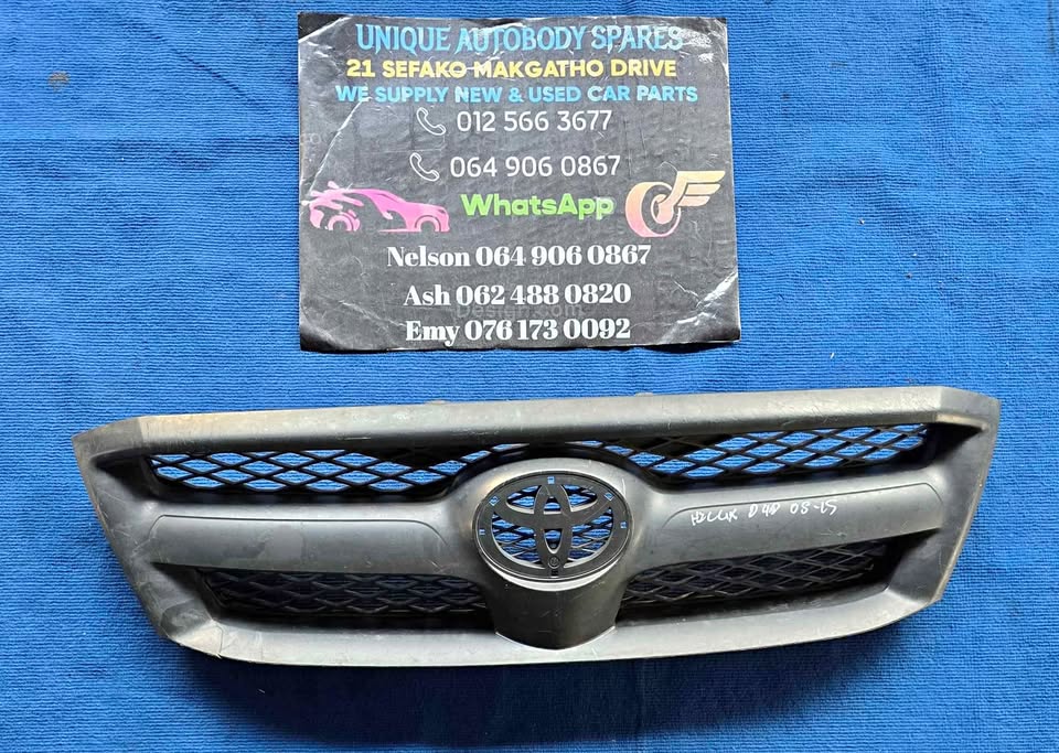 Toyota Hilux D4D Main Front Bumper Grill
