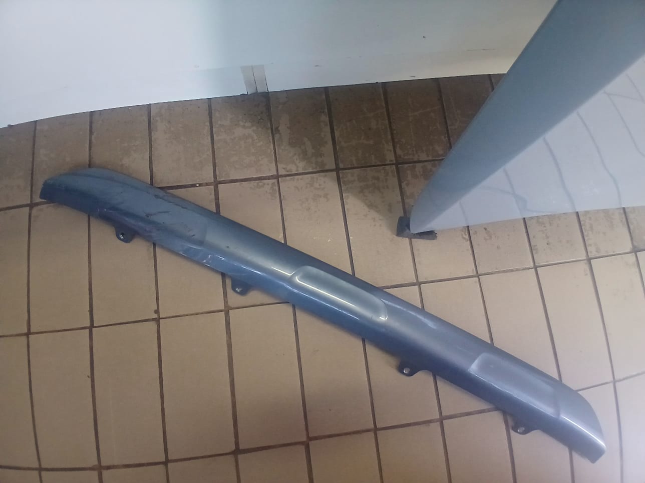 2020 TOYOTA COROLLA CROSS FRONT LOWER BUMBER LOWER MOLDING - Private Seller 2020 TOYOTA COROLLA CROSS FRONT LOWER BUMBER LOWER MOLDING - Private Seller