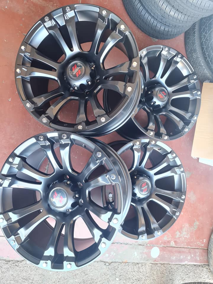 Bakkie universal wheels size 18 pcd 6x139 they fit most bakkies brand new