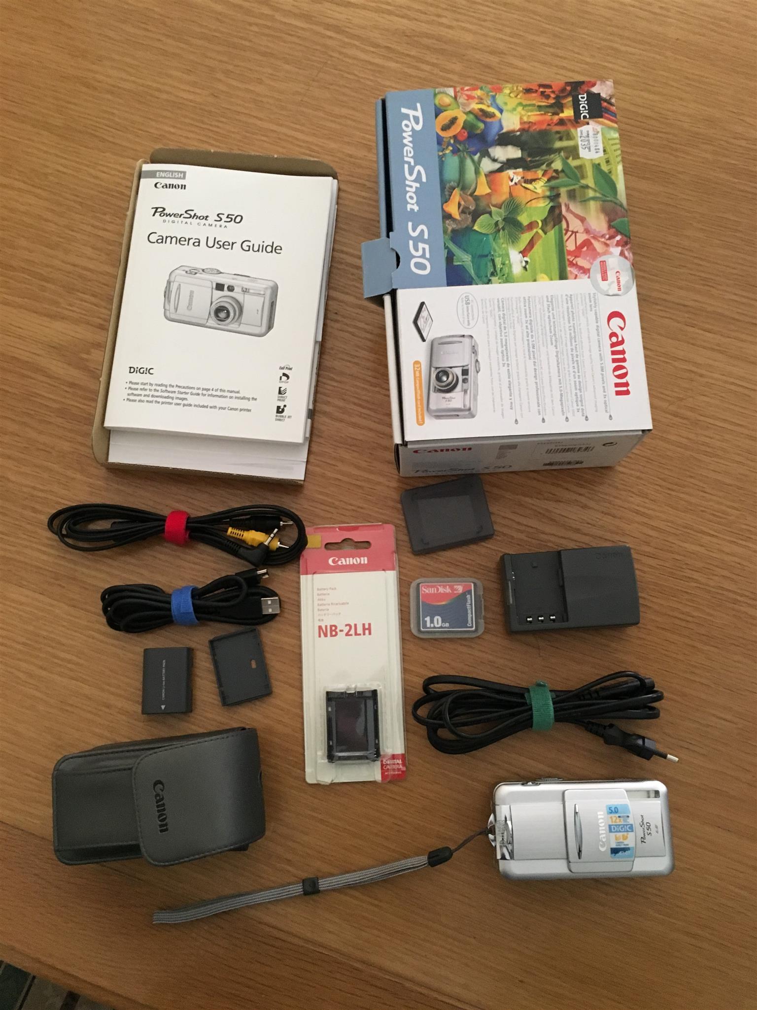 Canon Digital camera Powershot S50, colour silver Canon Digital camera Powershot S50, colour silver