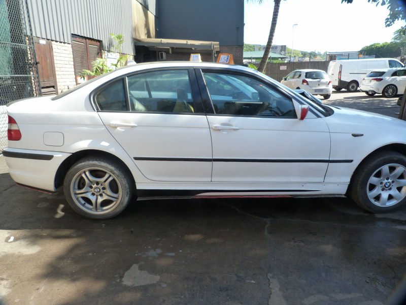 BMW 330i E46 Manual White - 2004 STRIPPING FOR SPARES - Private Seller BMW 330i E46 Manual White - 2004 STRIPPING FOR SPARES - Private Seller