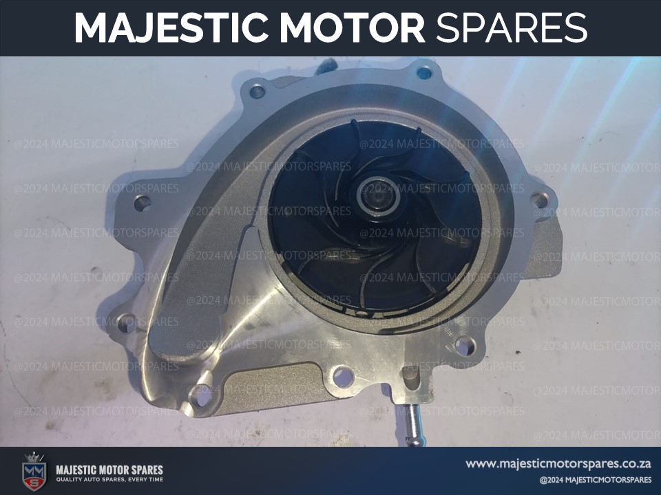 Mercedes W205 C-Class M651 Water Pump – Brand New - Private Seller