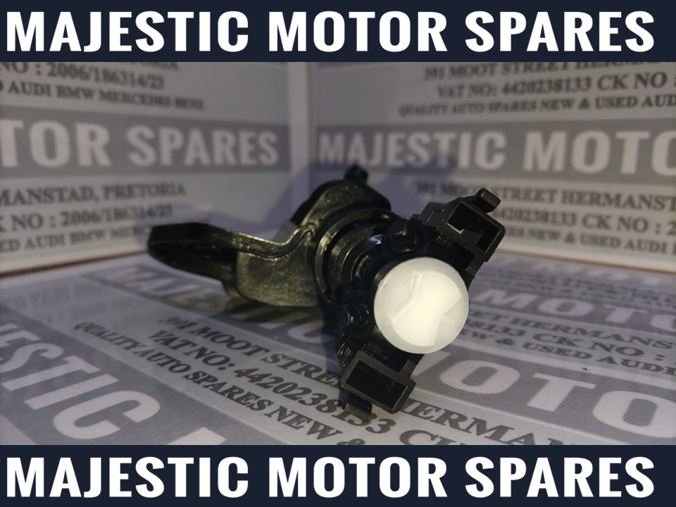Mercedes M class w166 headlight washer nozzle for sale new - Private Seller Mercedes M class w166 headlight washer nozzle for sale new - Private Seller
