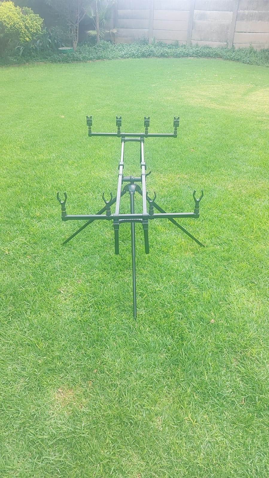 Tripod fishing stand with 4 alarms for sale