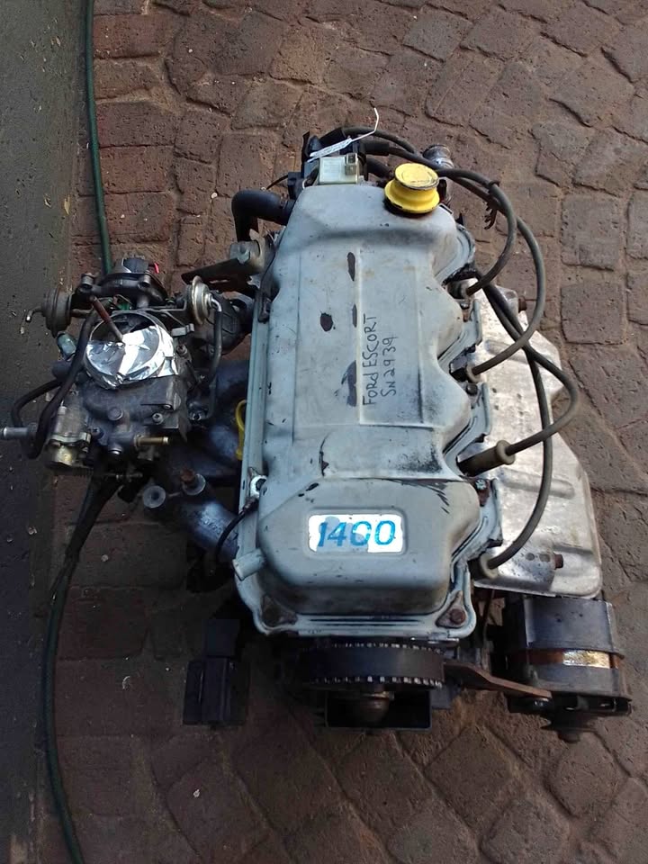 Ford escort 1400 carburetor engine still running good for sale - Private Seller