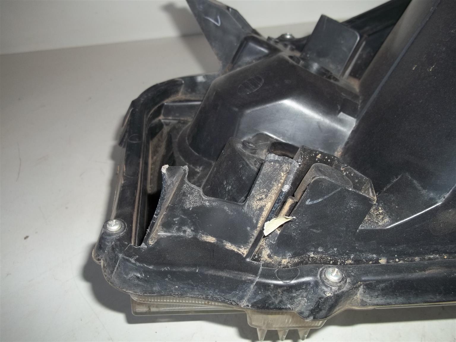 Suzuki Celerio '15-'21 right headlight - Private Seller