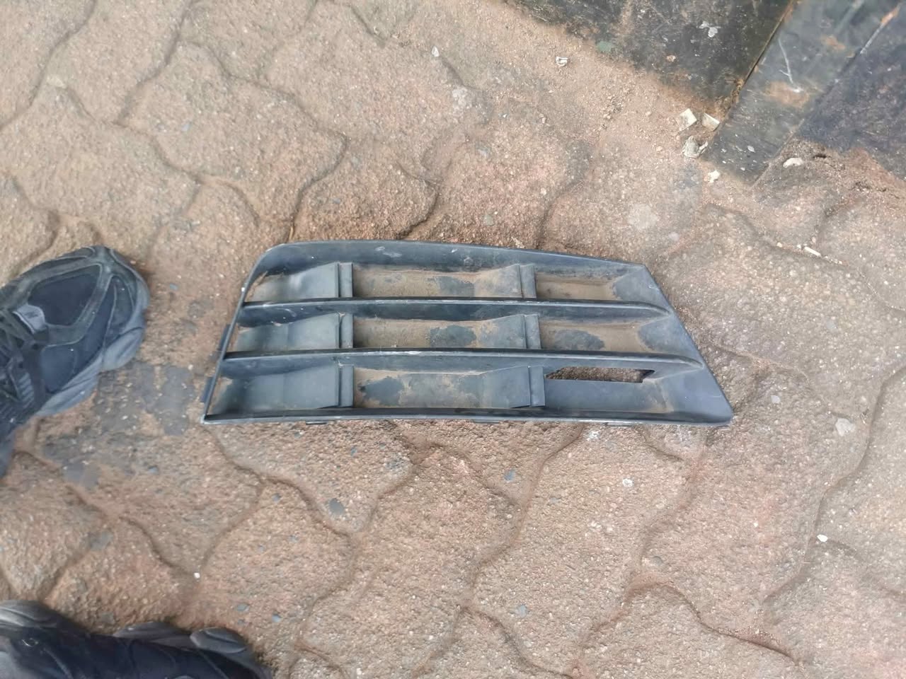 Audi A4 B9 fogcover - Private Seller Audi A4 B9 fogcover - Private Seller