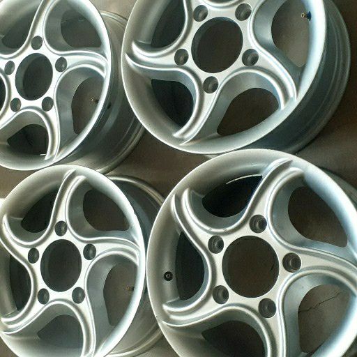 Mahindra rims