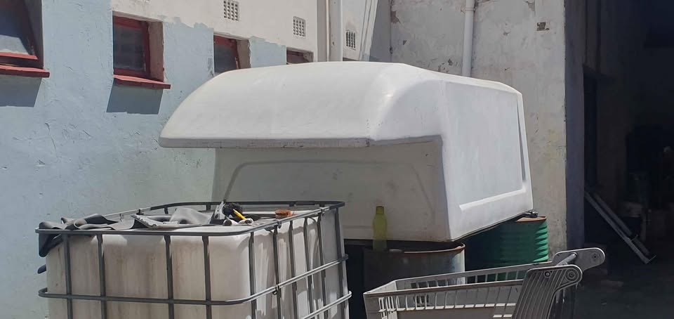 Large canopy for Kia Hyundai H100 And similar size vans Perfect for loading and stock etc - Private Seller Large canopy for Kia Hyundai H100 And similar size vans Perfect for loading and stock etc - Private Seller