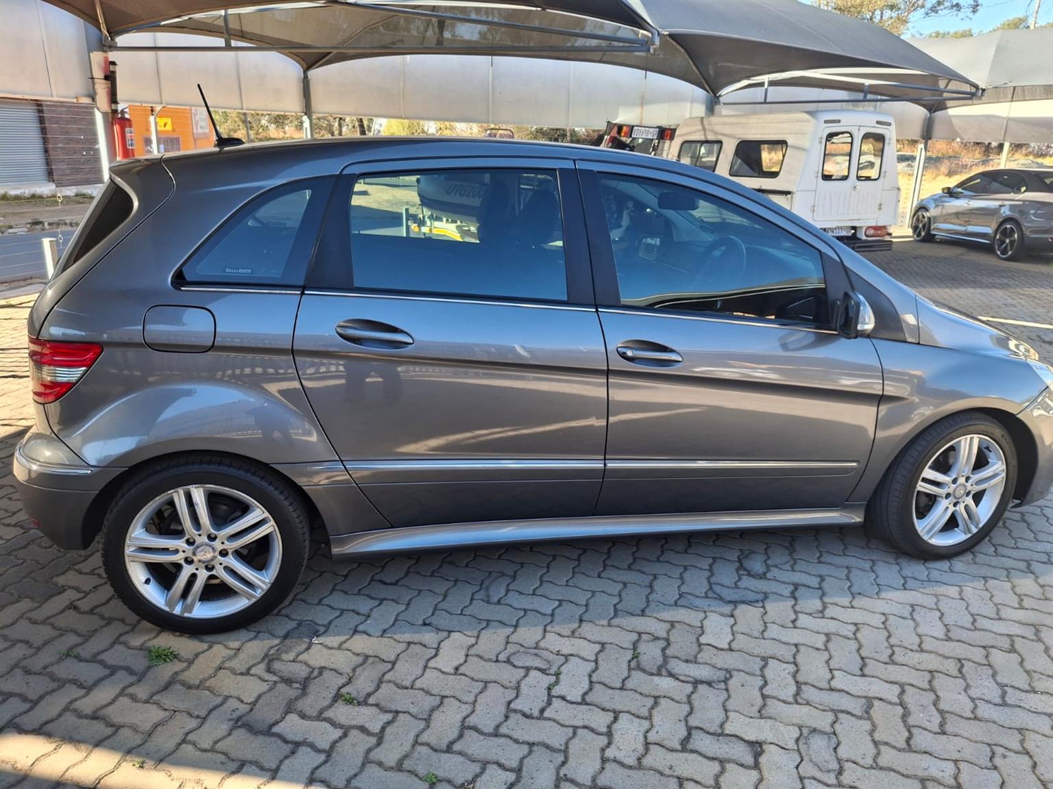 Used 2010 Mercedes-Benz B-Class B200CDI - Private Seller Used 2010 Mercedes-Benz B-Class B200CDI - Private Seller