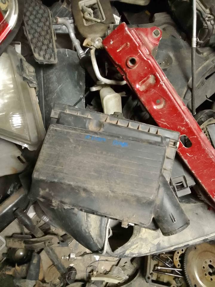 Opel Astra F Air Filter Box - Private Seller Opel Astra F Air Filter Box - Private Seller