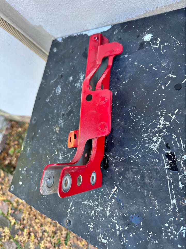 Jaguar X152 F-Type Radiator Support Bracket Mount - Private Seller Jaguar X152 F-Type Radiator Support Bracket Mount - Private Seller