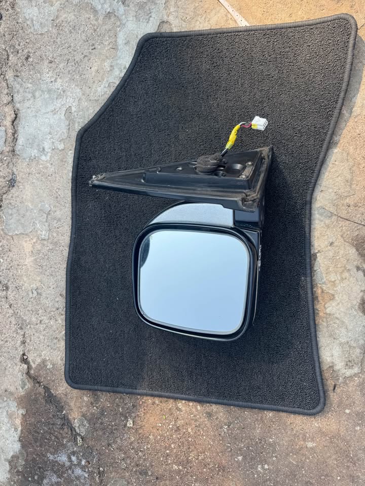 Mitsubishi Pajero Sport Left Mirror - Private Seller