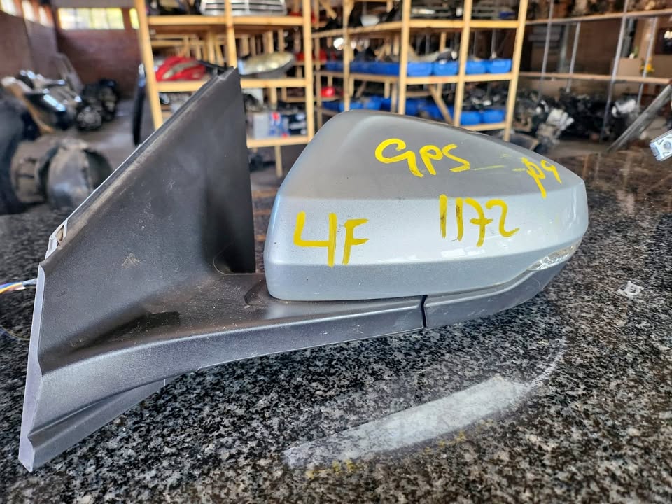 VW Polo 9 Door Mirrors For Sale - Private Seller VW Polo 9 Door Mirrors For Sale - Private Seller