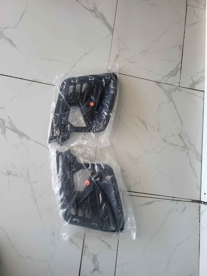 2018 Kia Rio left and right spotlight cover for sale