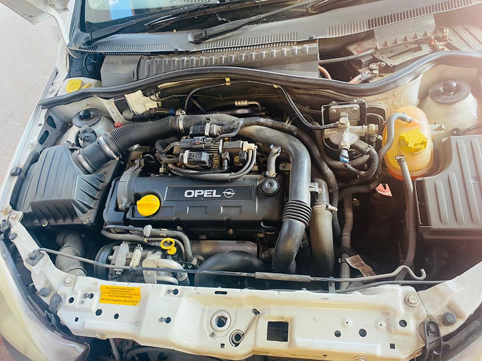 Opel Corsa gamma 1.7 turbo diesel stripp - Private Seller Opel Corsa gamma 1.7 turbo diesel stripp - Private Seller