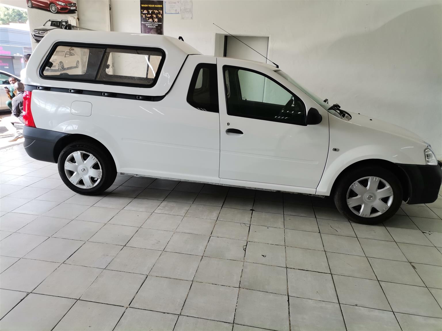 2014 NISSAN NP200 1.6 MANUAL Mechanically perfect with Canopy 