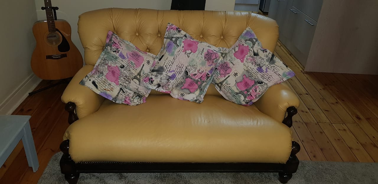 Gomma Gomma Lounge Couches Junk Mail