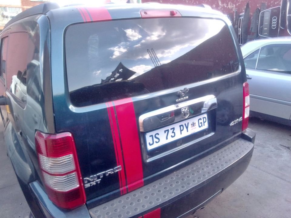 DODGE NITRO SXT 4x4 3.7L 2007 STRIPPING FOR SPARES - Private Seller DODGE NITRO SXT 4x4 3.7L 2007 STRIPPING FOR SPARES - Private Seller