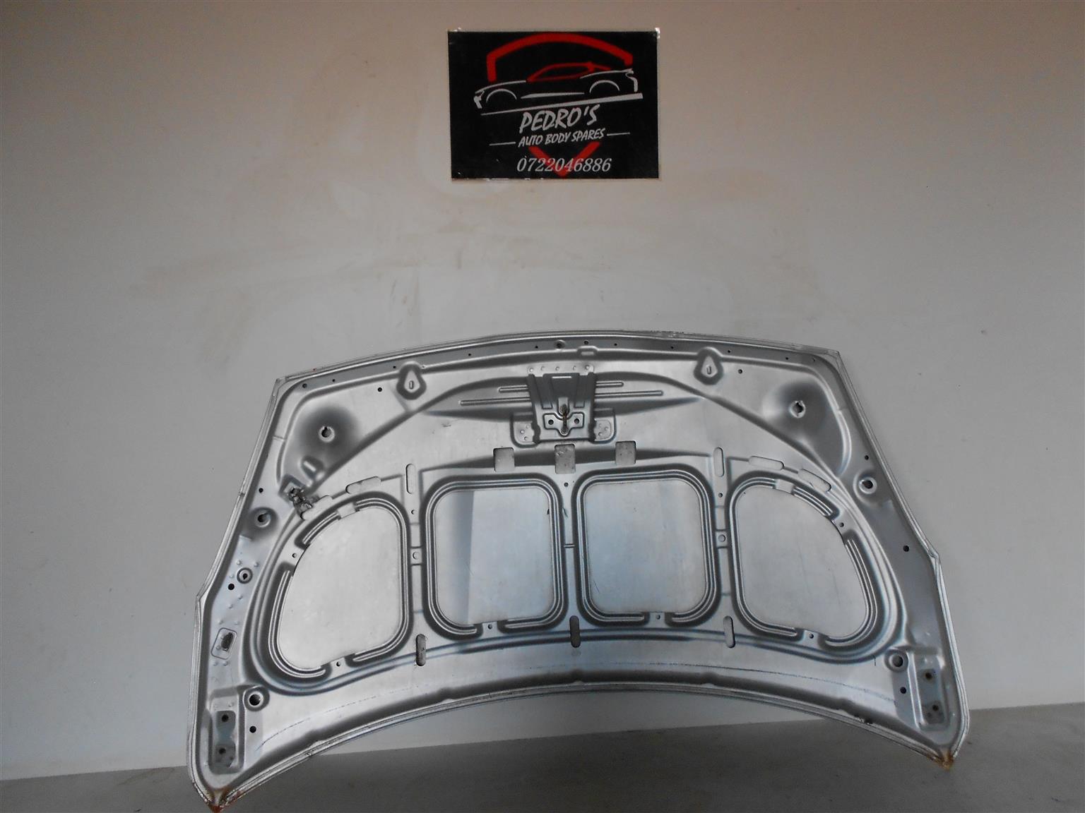 Hyundai i20 Bonnet - Private Seller Hyundai i20 Bonnet - Private Seller