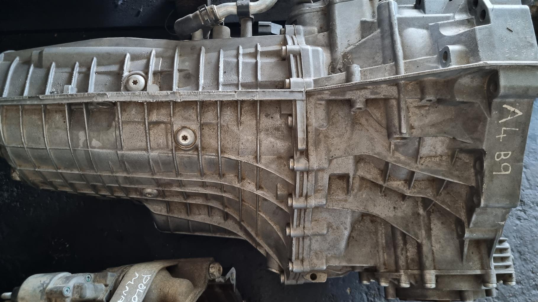 A4 B9 AUTOMATIC GEARBOX - Private Seller A4 B9 AUTOMATIC GEARBOX - Private Seller
