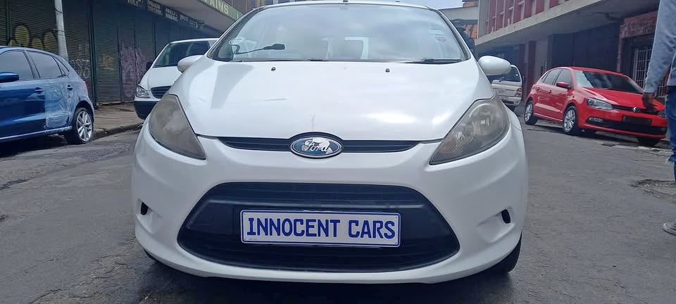 2009 FORD FIESTA 1.4 PETROL, MANUAL, WHITE COLOUR, 82000KM