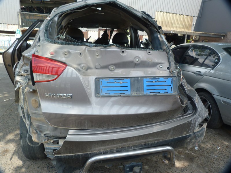 Hyundai iX35 2.0 GL Premium Manual Charcoal - 2011 STRIPPING FOR SPARES - Private Seller Hyundai iX35 2.0 GL Premium Manual Charcoal - 2011 STRIPPING FOR SPARES - Private Seller