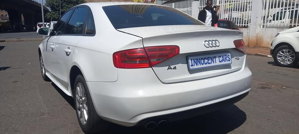 2015 AUDI A4 2.0TDI AUTOMATIC TRANSMISSION, WHITE COLOUR, 89000KM, PRICE R110,000