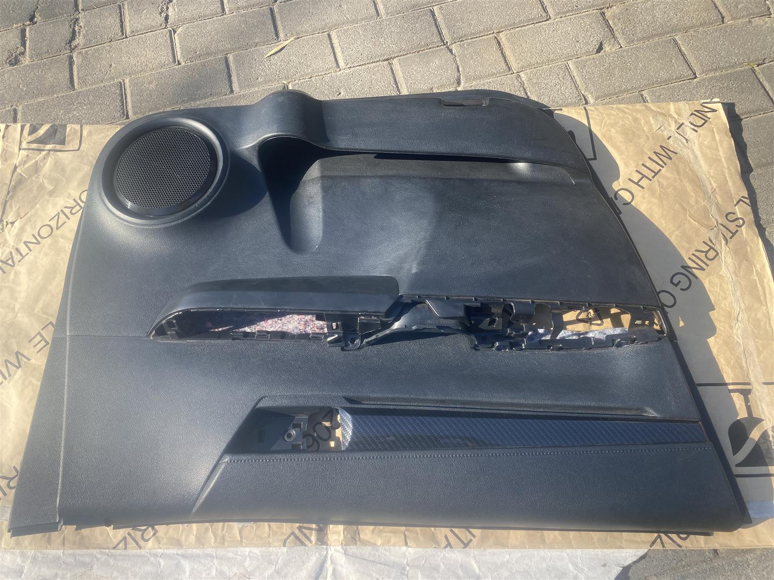2019 TOYOTA HILUX GD-6 LEFT FRONT DOOR PANEL FOR SALE. IN PRISTINE CONDITION