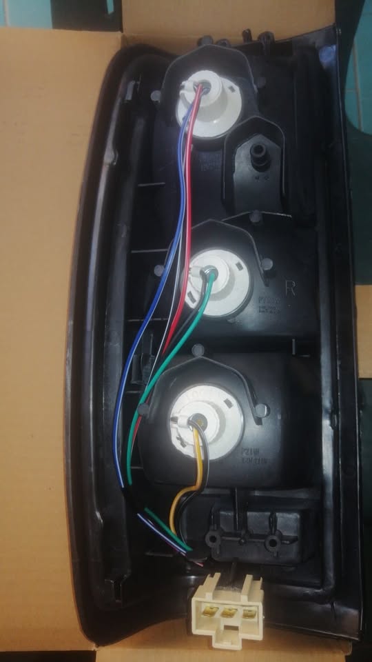 Nissan Np300 2 wheel Drive Taillights - Private Seller