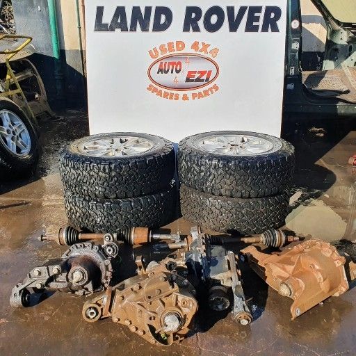Land rover discovery 4 rear diff and side shafts