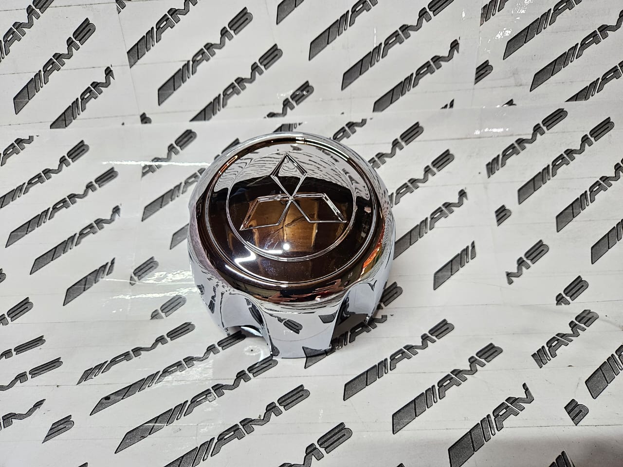 Brand New Colt Centre Wheel Cap with Spring - Private Seller