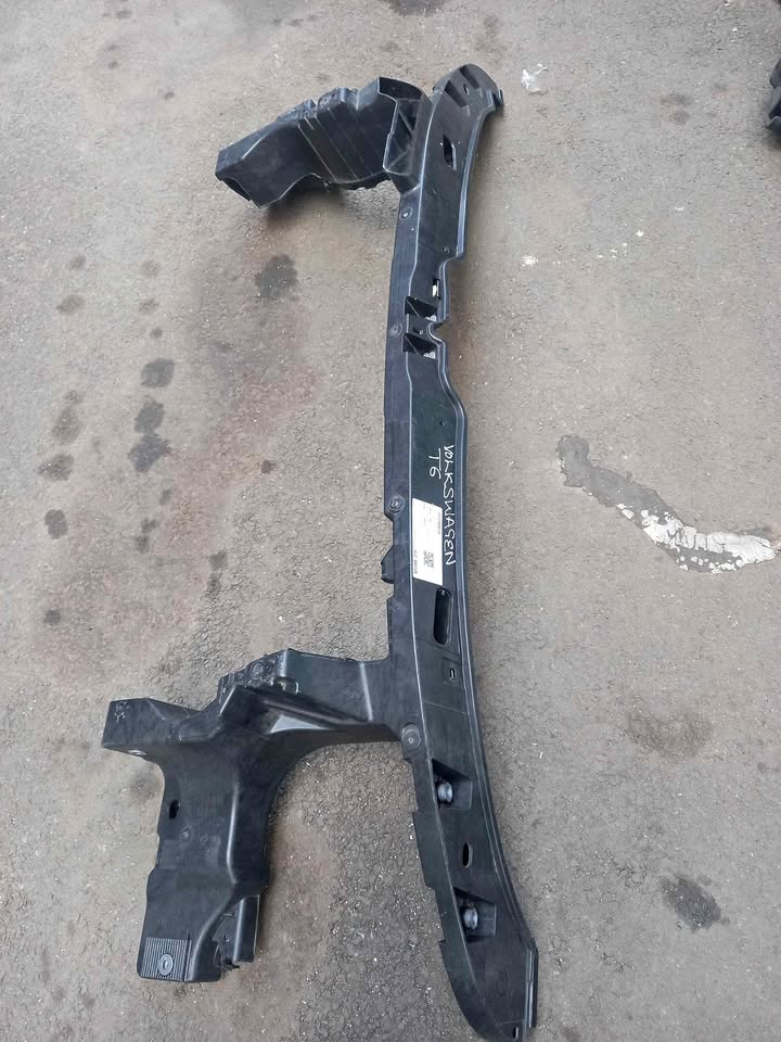 Volkswagen T6 cradle - Private Seller Volkswagen T6 cradle - Private Seller