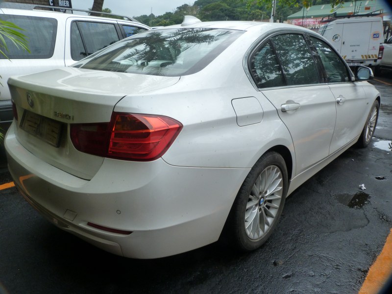 BMW 320i F30 AT White - 2012 STRIPPING FOR SPARES - Private Seller BMW 320i F30 AT White - 2012 STRIPPING FOR SPARES - Private Seller